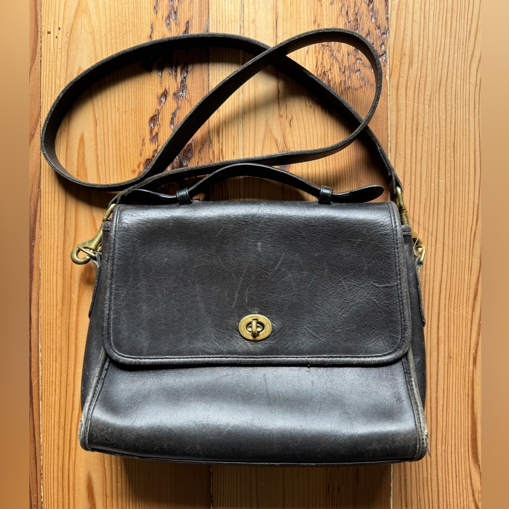 Vintage Coach Court top handle bag